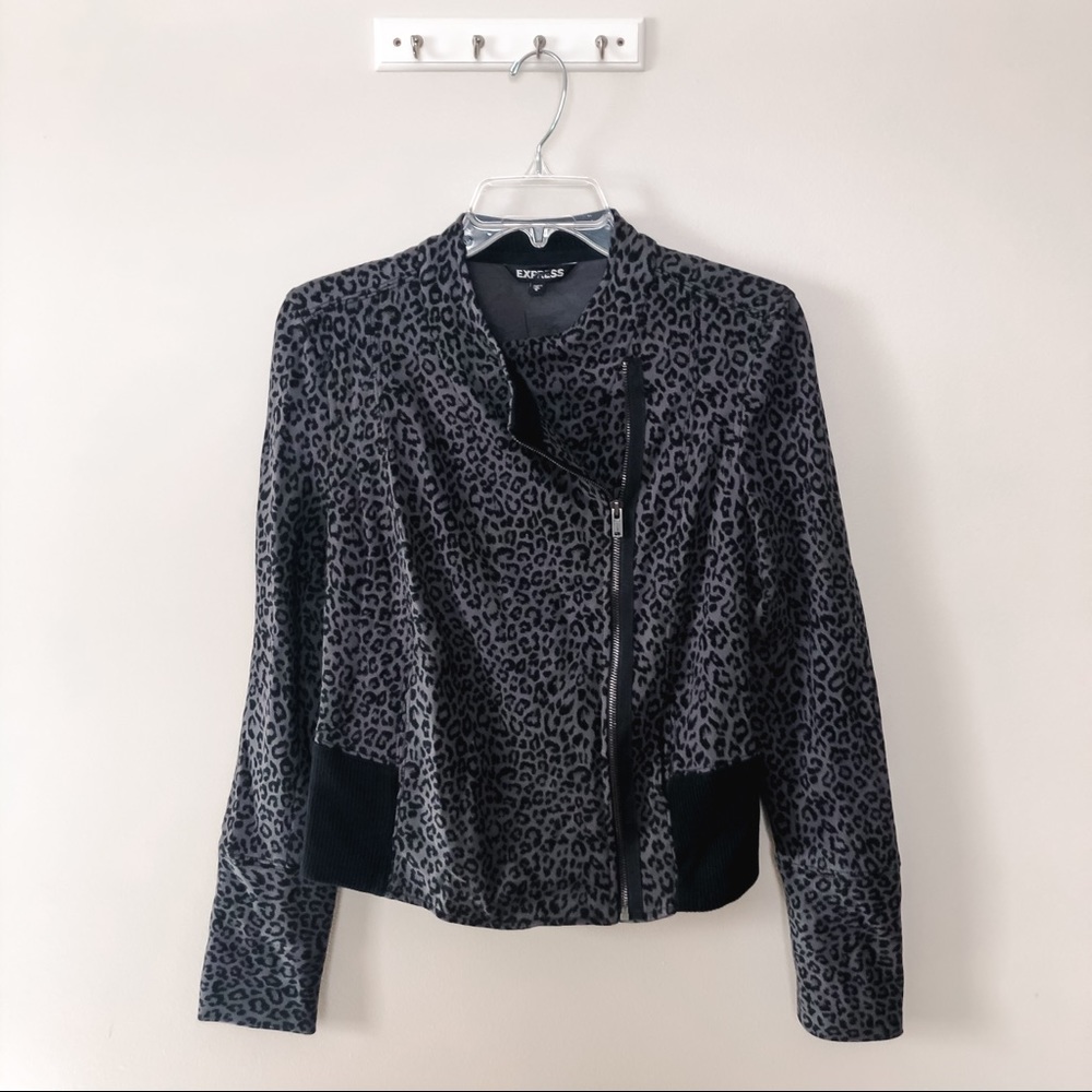 Express Jacket - size medium - animal print